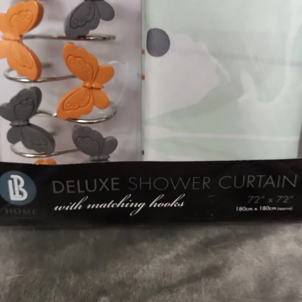 Butterfly Deluxe Shower Curtain with Matching Hooks